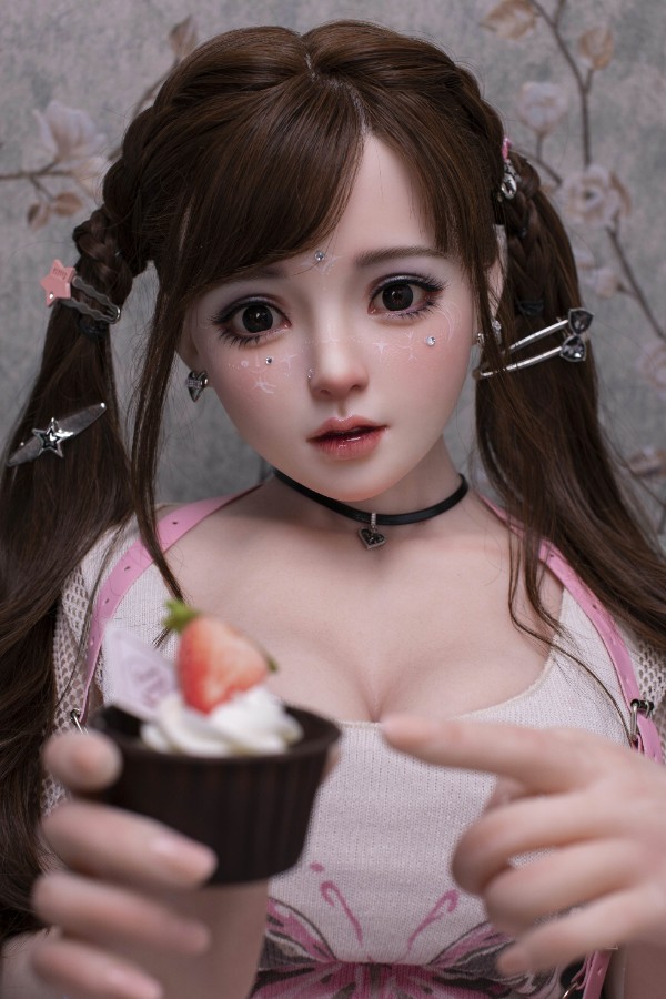 Cute Sex Doll Valorie 150cm Mailovedoll